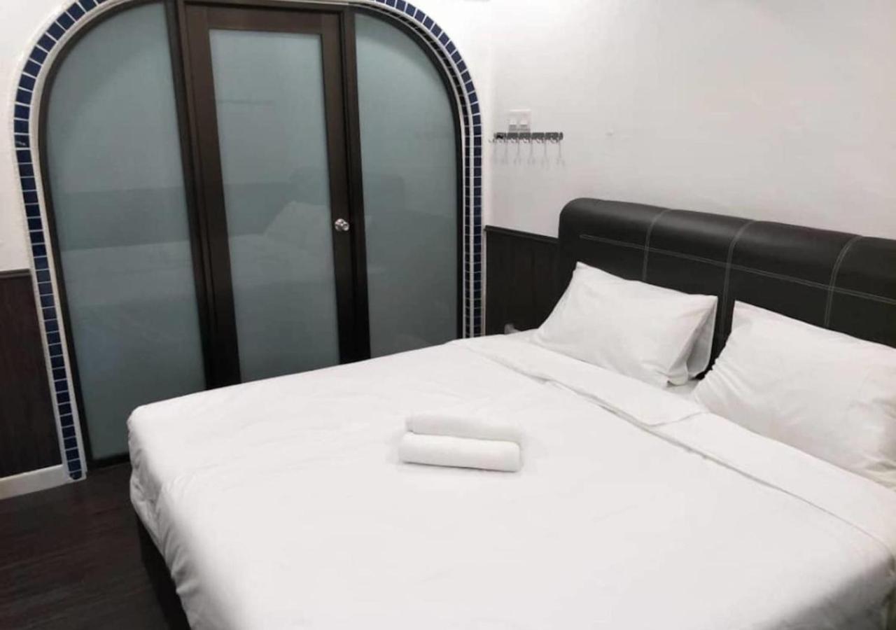 Rv @ U Garden Stay Skudai Kültér fotó