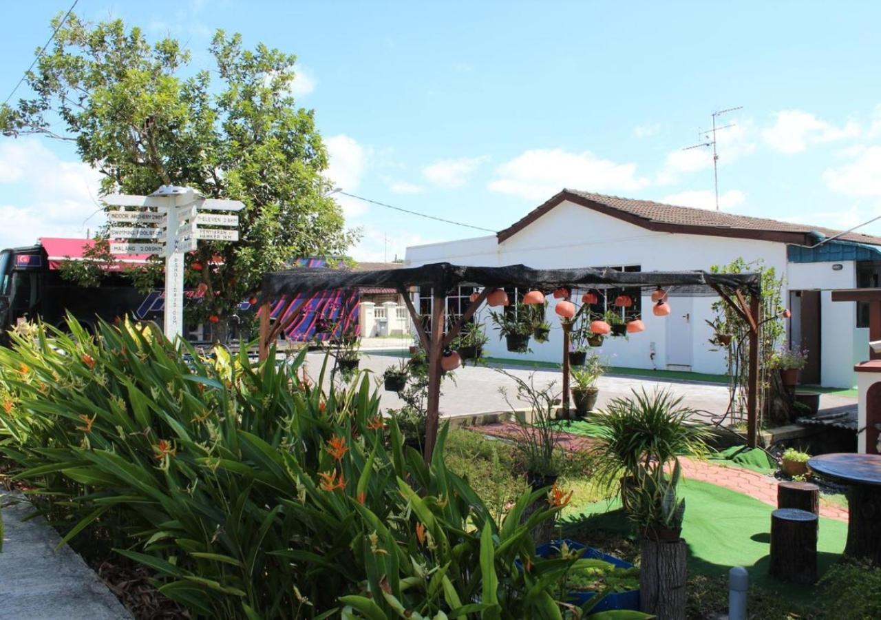 Rv @ U Garden Stay Skudai Kültér fotó